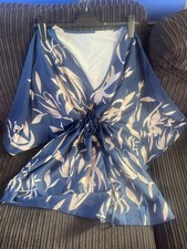 Kaftan 16/18 over top