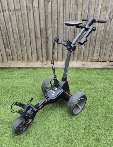2021 motocaddy hole - 2021, m1