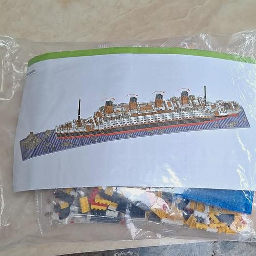 Titanic miniature lego - titanic,