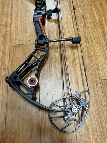 Bowtech realm sr6 black - realm, 60-70#