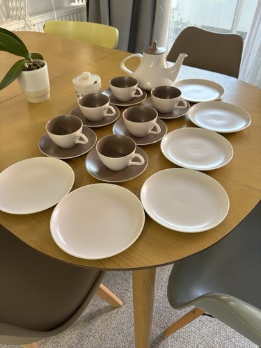 Poole pottery vintage brown - poole,