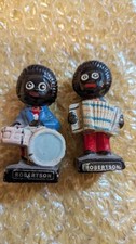 3 Figurines Like Black And