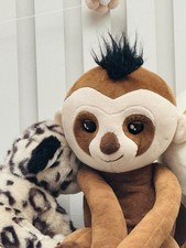 Fingerlings Large Sloth Teddy