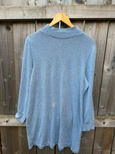 Blue textured knit - blue,