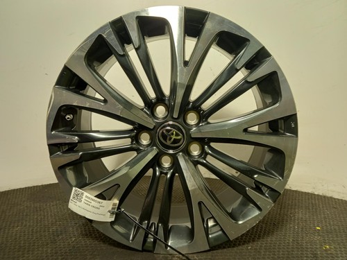 Toyota yaris cross alloy wheel - toyota,