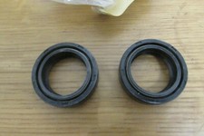 1979 1980 NOS YAMAHA YZ80 FRONT FORK SEAL DUST COVER PAIR 4V1-23145-L0