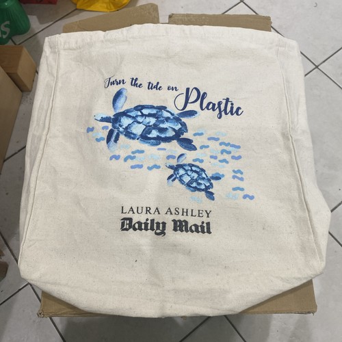 Laura ashley daily mail - ashley/daily,