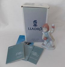 LLADRO FIGURE WATCH OUT HERE IT COMES 8167 BOY WITH SNOWBALL 2005 RETIRED 2015