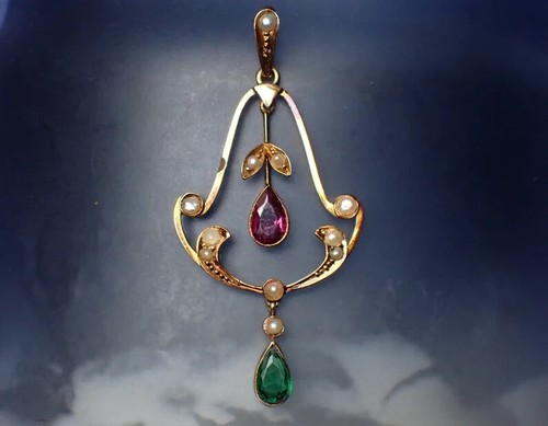 Suffragette emerald ruby - suffragette, &