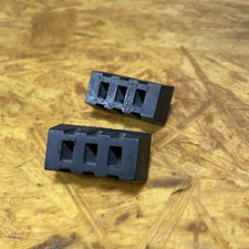 SUZUKI GSF 600 BANDIT GSF600 MK2 TANK RUBBERS REAR 2001 - 2005