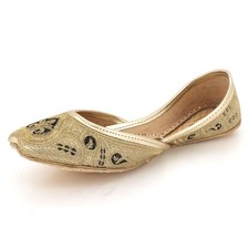 Women Traditional Jutti Khussa