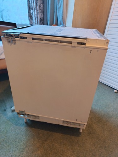 Siemens freezer under counter