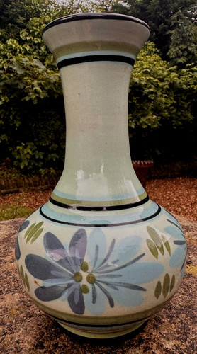 Hartrox vintage vase - vase, pottery