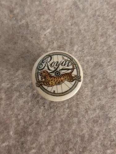 Vintage tiger celluloid - vintage, lapel