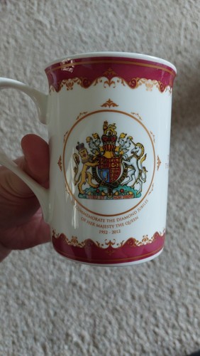 Buckingham palace diamond - palace,