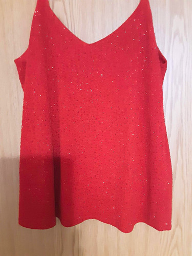 Size 14 red sequin - size,
