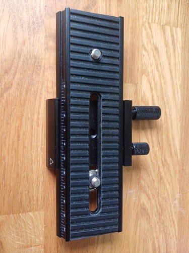Tripod attachment for stereo