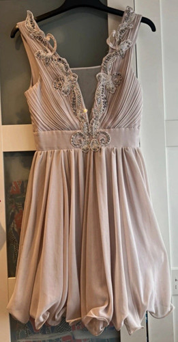 Lipsy vip beige - vip, short
