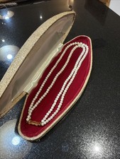 Elizabethan Pearl Necklace