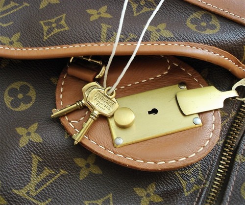 Louis vuitton luggage travel - vuitton,