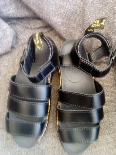 New ladies black martens - dr,