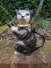 Vintage Kitsch Wood Potters Of