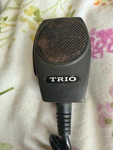 Trio radio fist - , mike.