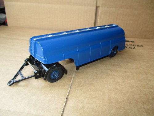 Unboxed scale corgi - 1/50,