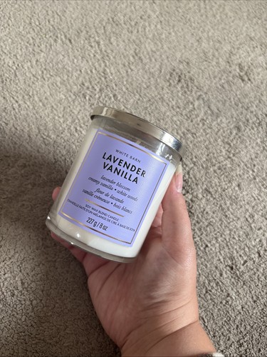 White barn lavender vanilla - white,