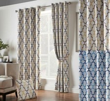 1 Pair Of GEORGIA Geometric