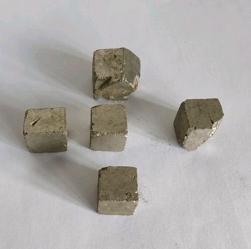 Pieces pyrite cubes raw - 5,