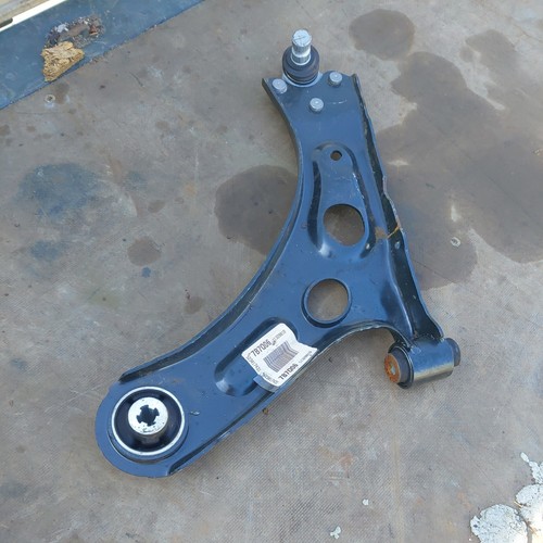 7b7q06 front lower suspension - lower,