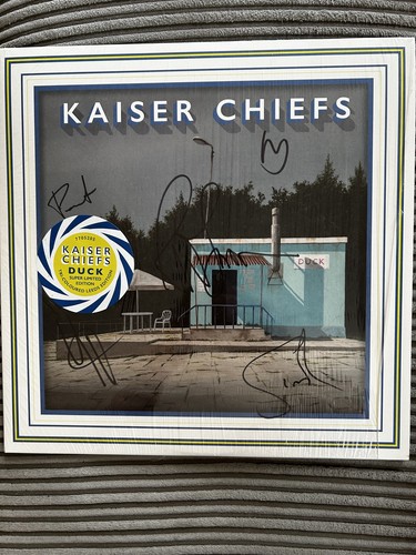 Kaiser chiefs duck tri - chiefs,