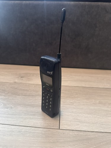 Vintage mobile phone - ,