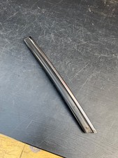 Mercedes Clk Convertible W208 Rear Left Side Window Rubber & Metal Seal 98-2003.