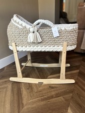 Infinity Stitch Hooded Moses