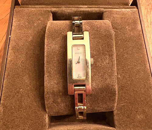 Gucci ladies watch x - 2,