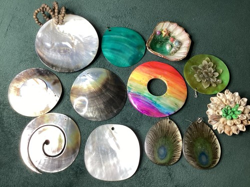 Mother pearl shell - mother-of-pearl,,