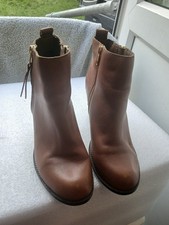 CARVELA TAN HEELED  ANKLE BOOTS SZ 4/37