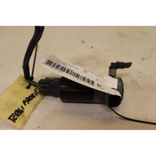 Front windscreen wiper pump - front,