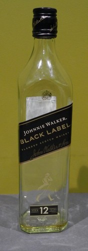 Johnnie walker black - walker, label