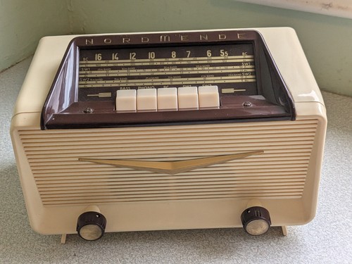 Vintage retro stylish valve - /,