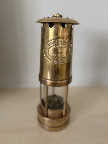 Thomas williams miners lamp - williams,