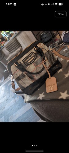 Gorgeous river island cross - island,