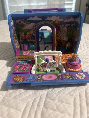 Vintage 1995 pound puppies - vintage,