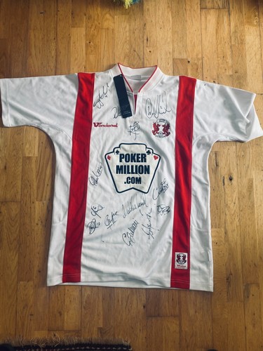 Signed 2006 vintage leyton - 2006/07,