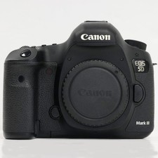 Canon EOS 5D Mark III DSLR