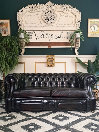 Chesterfield large seater - chesterfield,