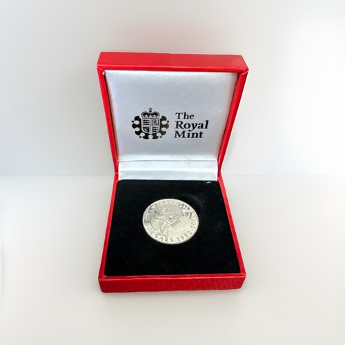 Queen elizabeth 2012 - elizabeth,