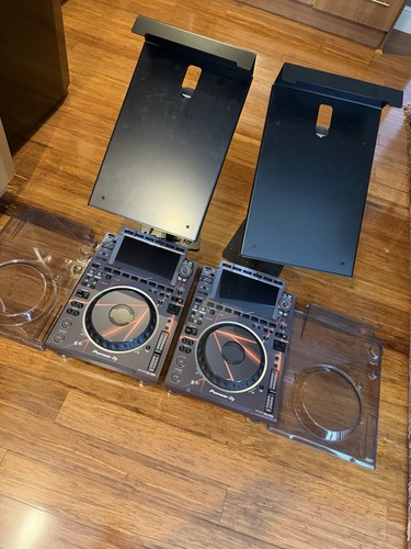 Pioneer cdj3000s - pioneer,